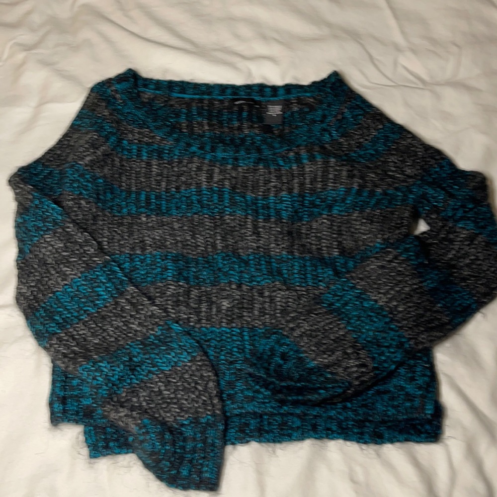 MODA black and blue striped cropped sweater(small)